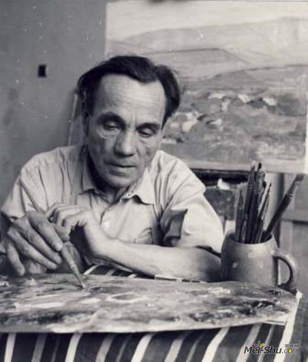 亚历山大鲁(Alexandru Ciucurencu)