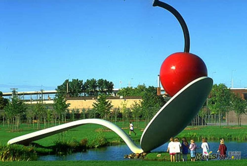 克拉斯·欧登伯格(Claes Oldenburg)高清作品《Spoonbridge and Cherry (collaboration with van Bruggen)》