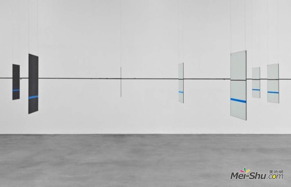 爱德华·克拉辛斯基(Edward Krasinski)高清作品《无标题（安装视图）》
