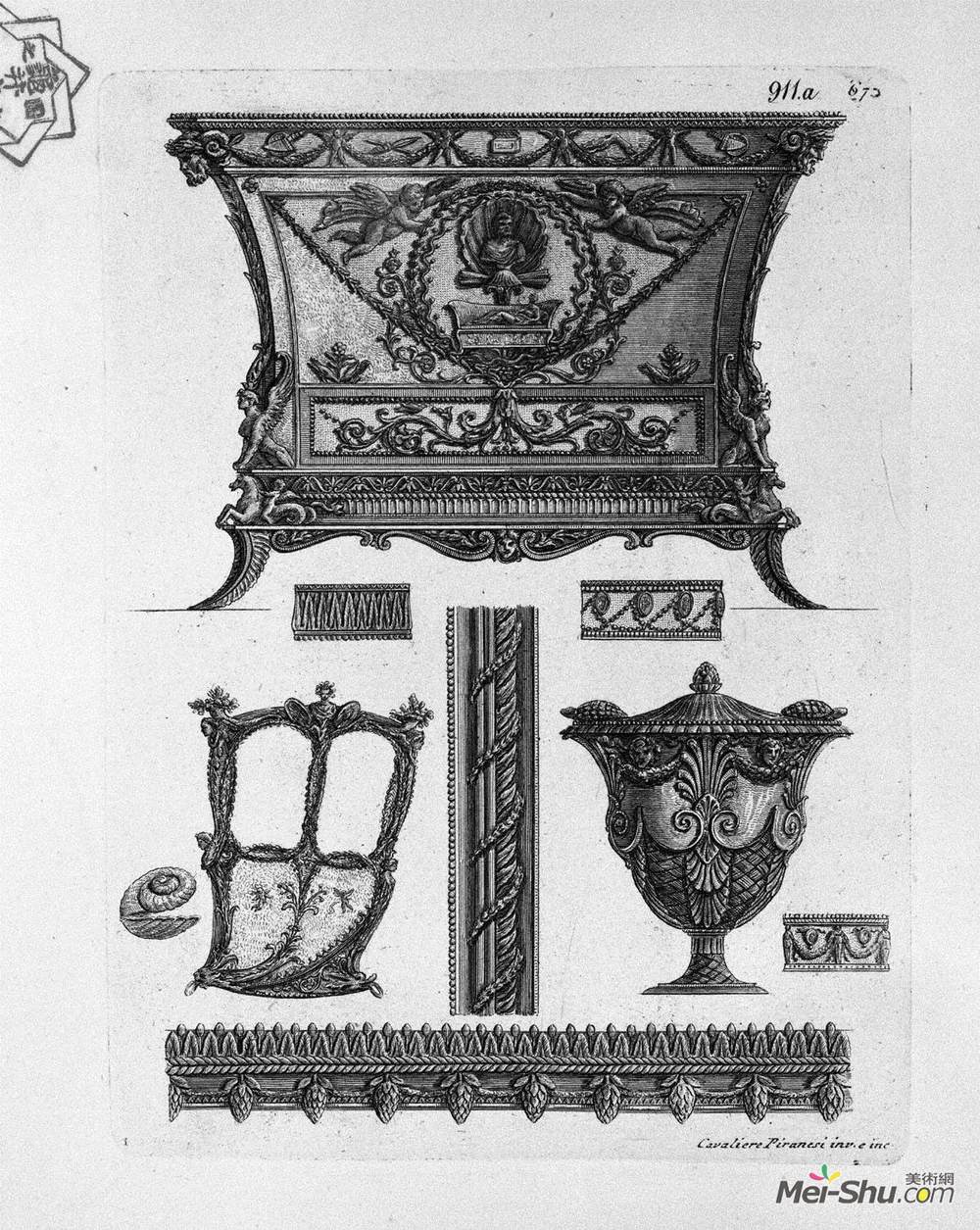 乔瓦尼·巴蒂斯塔·皮拉内西(Giovanni Battista Piranesi)高清作品《A chest of drawers, a side of the sedan, a decorative vase a》