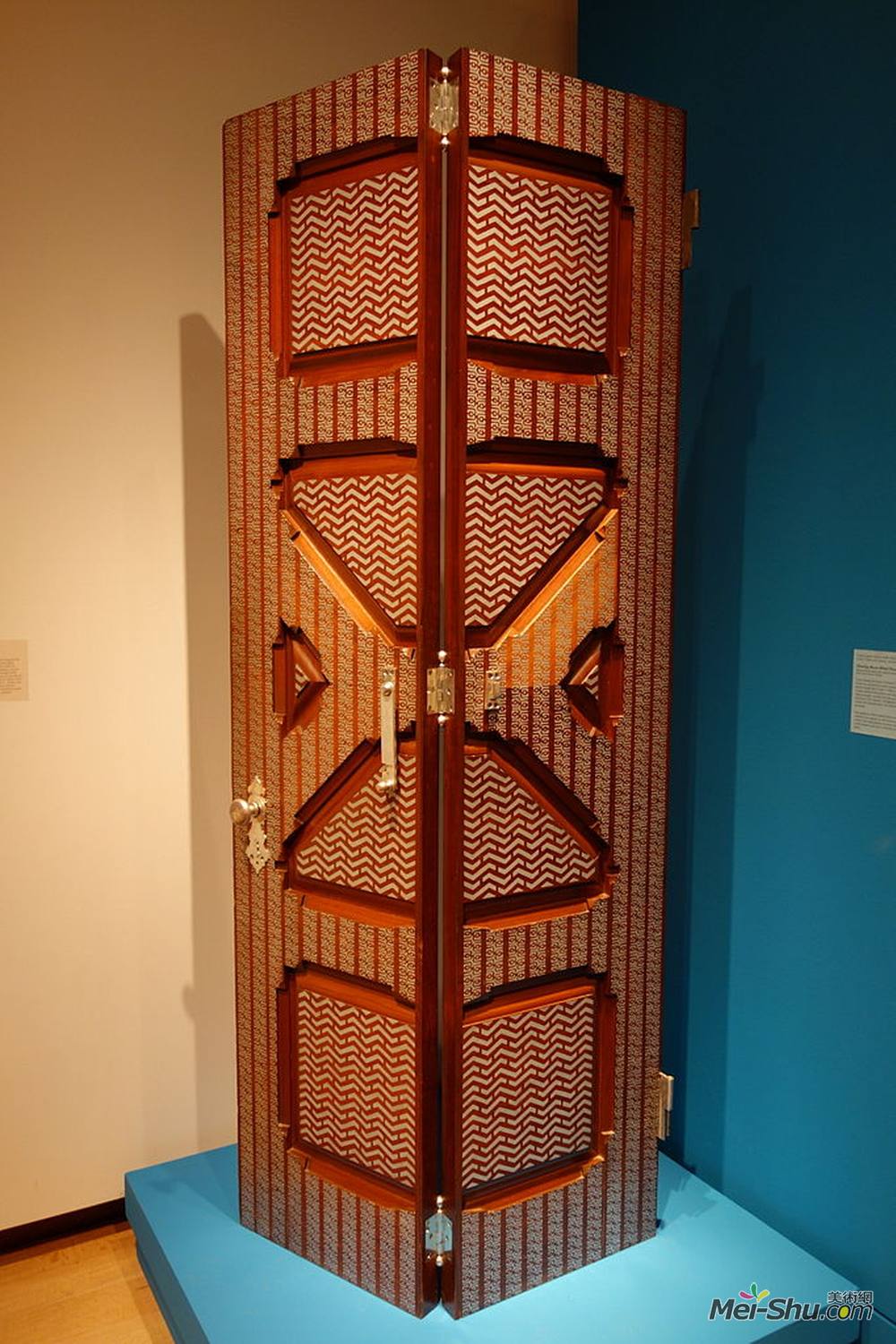 蒂凡尼(Louis Comfort Tiffany)高清作品《绘图室双门，马克吐温屋》