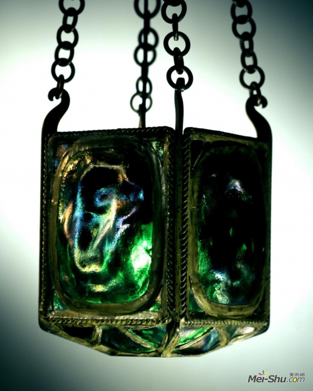 蒂凡尼(Louis Comfort Tiffany)高清作品《四面挂灯》