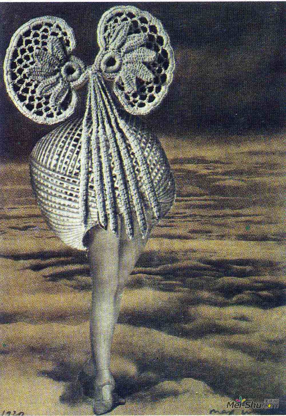 马克斯·恩斯特(Max Ernst)高清作品《云层之上》