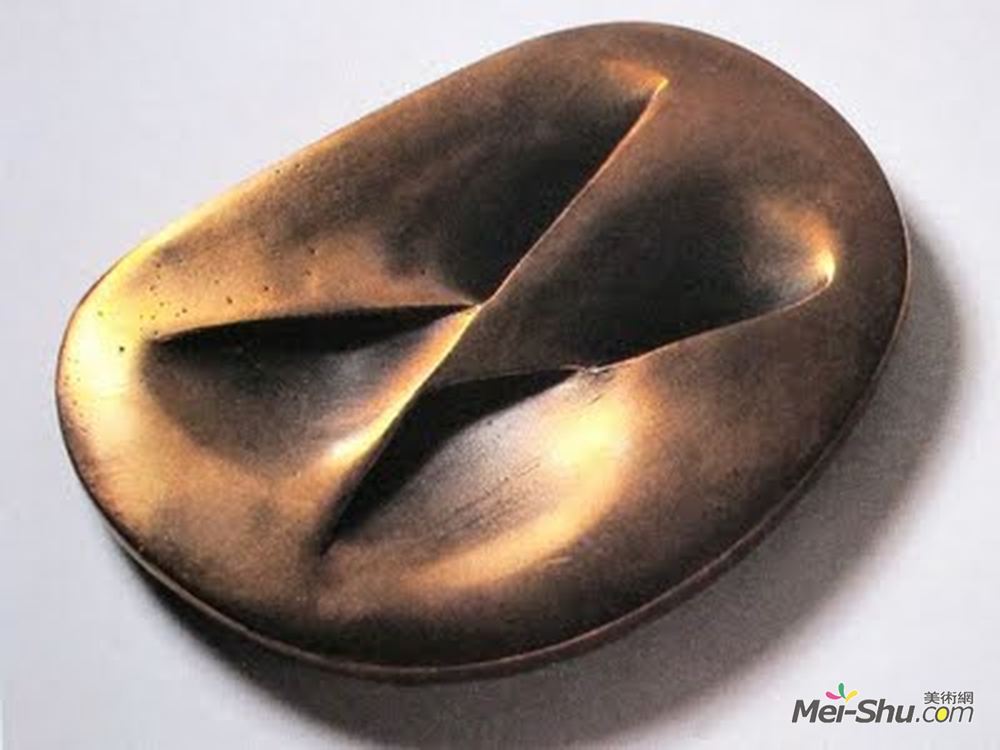 梅拉·奥本海姆(Meret Oppenheim)高清作品《地下弓形》