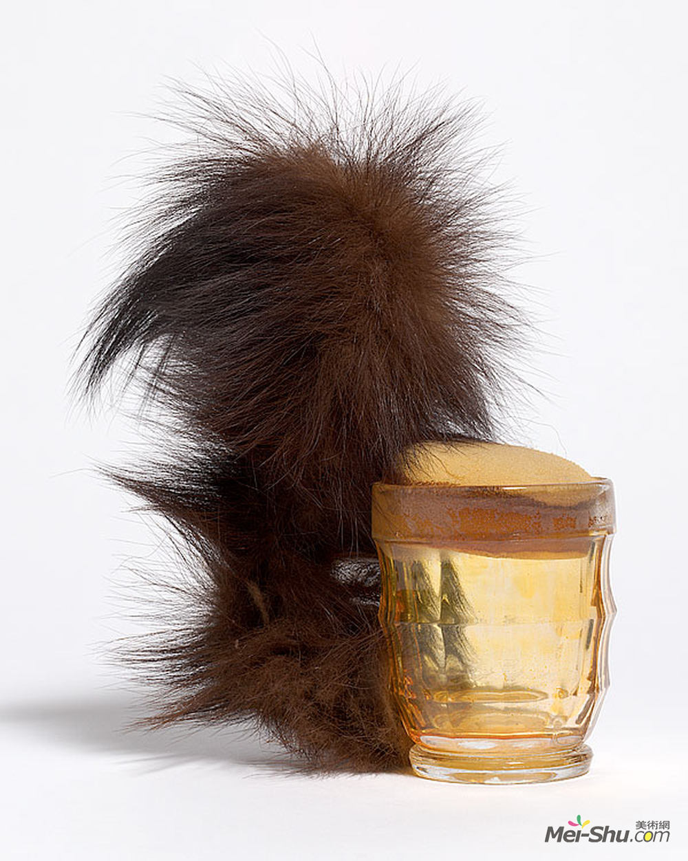 梅拉·奥本海姆(Meret Oppenheim)高清作品《松鼠》