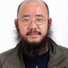 向伟