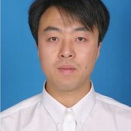 侯占春