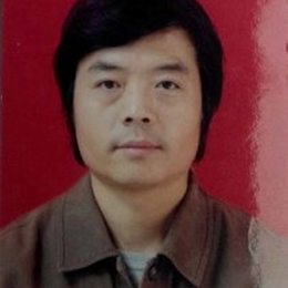 康宏博