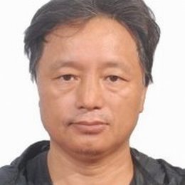 史飞