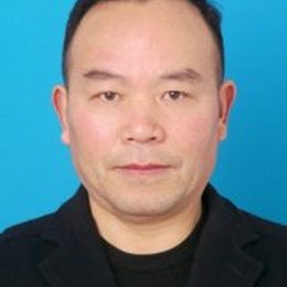 李明