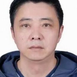 黄伟