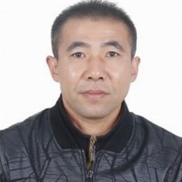 黄伟