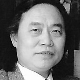 尹石