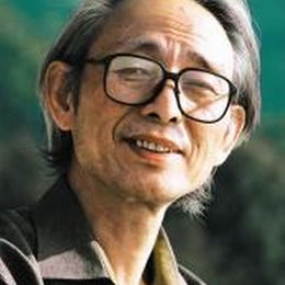 耿明