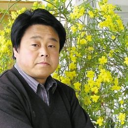 黄振亚
