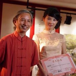 戴明德