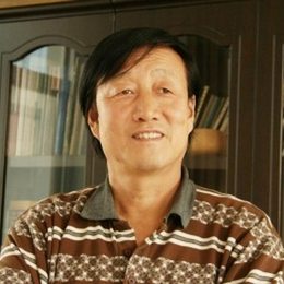 李一平