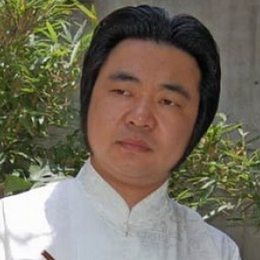 栾长征