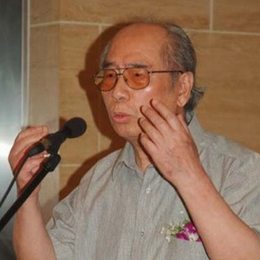 伍必端