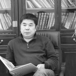 陈华