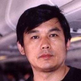 汤滨