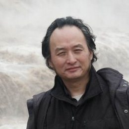 尹毅