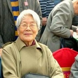 张同霞