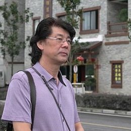 郑连群