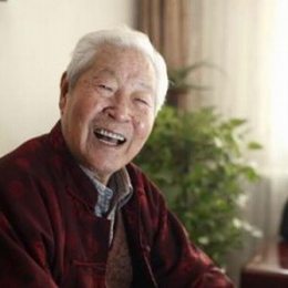 侯愷