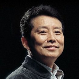 黄建新
