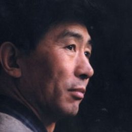 张艺华