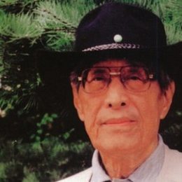 胡若思