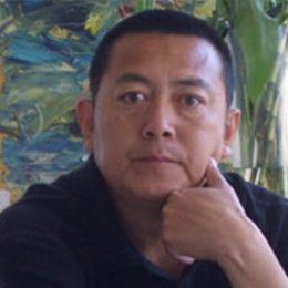 张巍峥