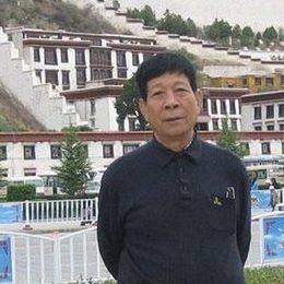 庞荣年