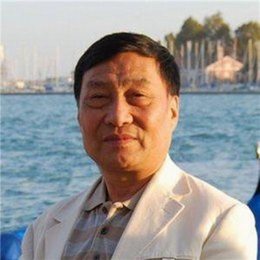 王振华