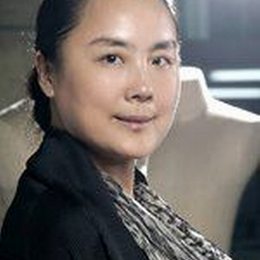 张莉
