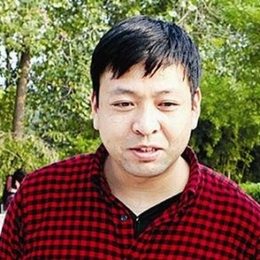 闫松岭