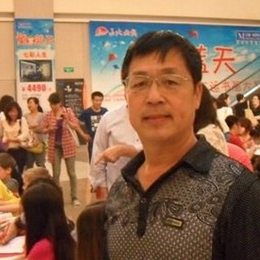 何兰坐