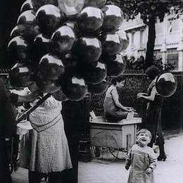 《气球商人》布拉赛(Brassai)高清作品欣赏