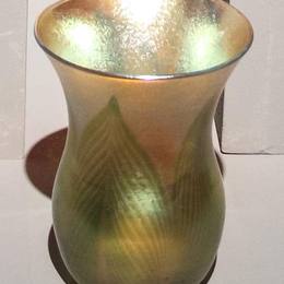 《风格化的彩叶圣杯》蒂凡尼(Louis Comfort Tiffany)高清作品欣赏