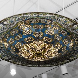 《穹顶吊帘》蒂凡尼(Louis Comfort Tiffany)高清作品欣赏