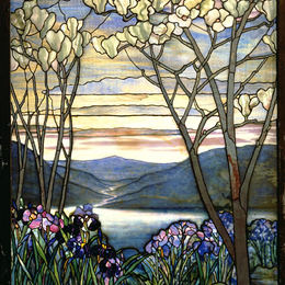 《马格诺利亚与鸢尾》蒂凡尼(Louis Comfort Tiffany)高清作品欣赏