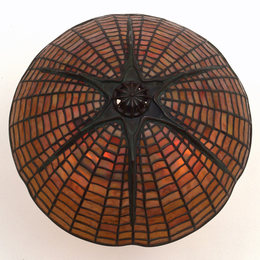 《台灯》蒂凡尼(Louis Comfort Tiffany)高清作品欣赏