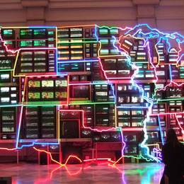 《电子高速公路：美国大陆，阿拉斯加，夏威夷》白南准(Nam June Paik)高清作品欣赏