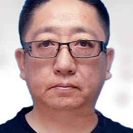 邹向群
