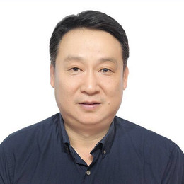 翁震宇